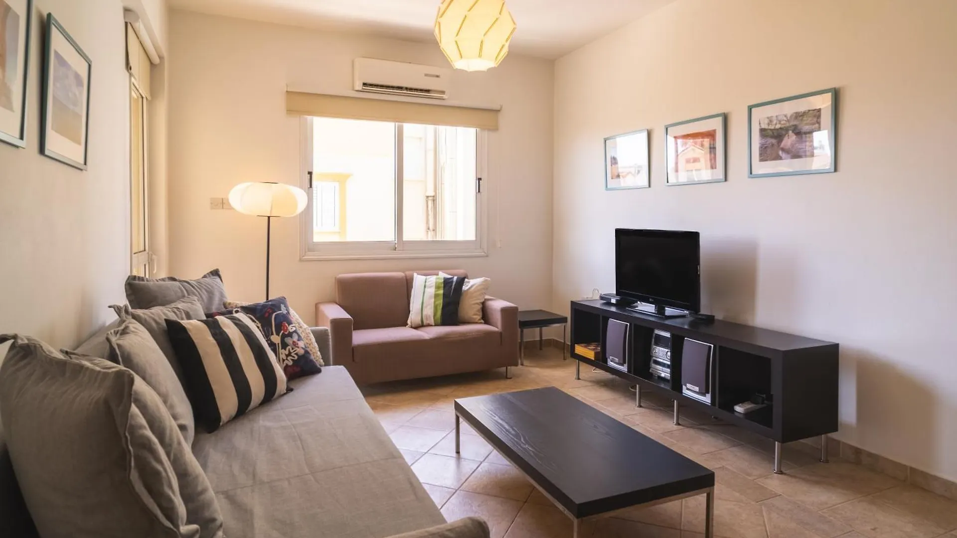 Hippo One Bedroom Flat Larnaka Zypern