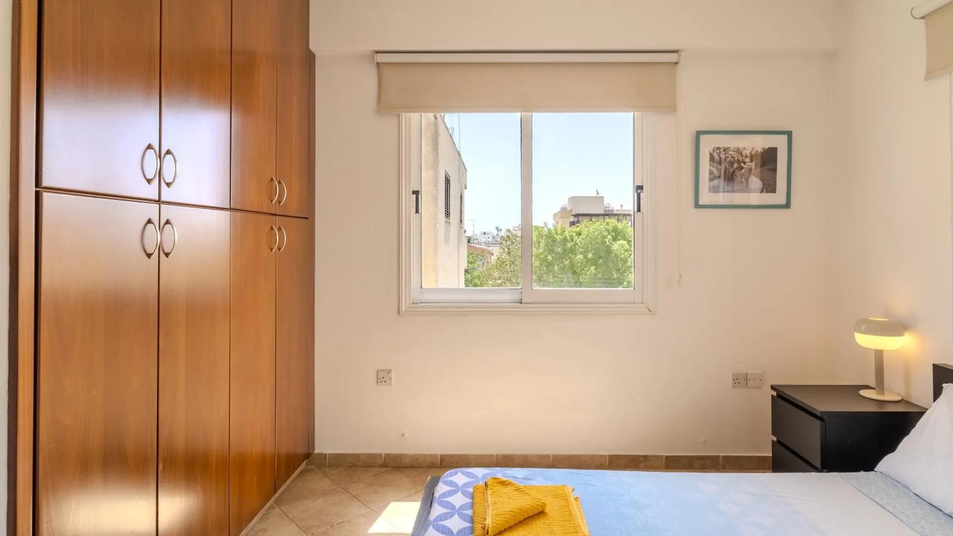 Hippo One Bedroom Flat Larnaka Apartment