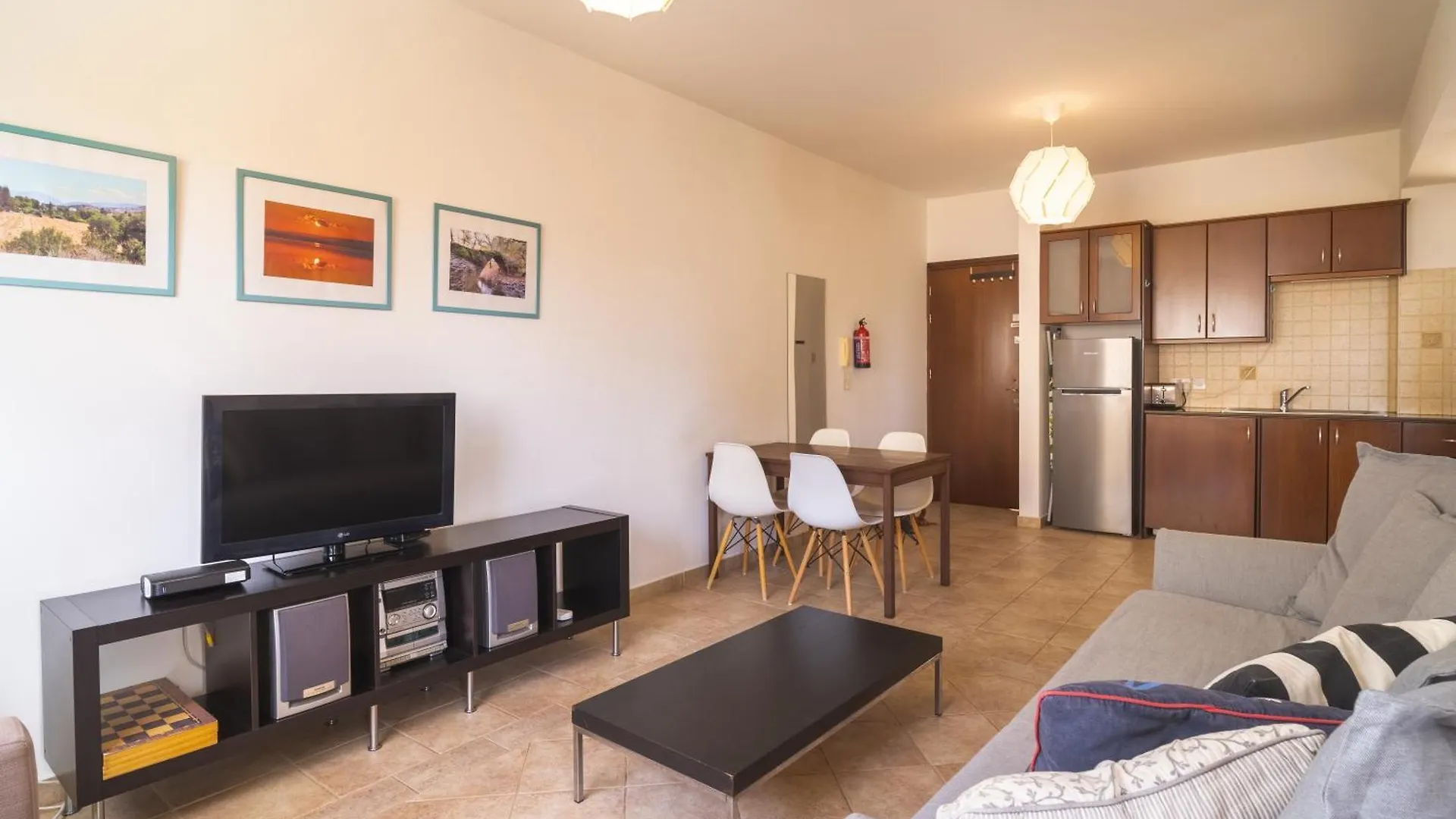 Hippo One Bedroom Flat Larnaka